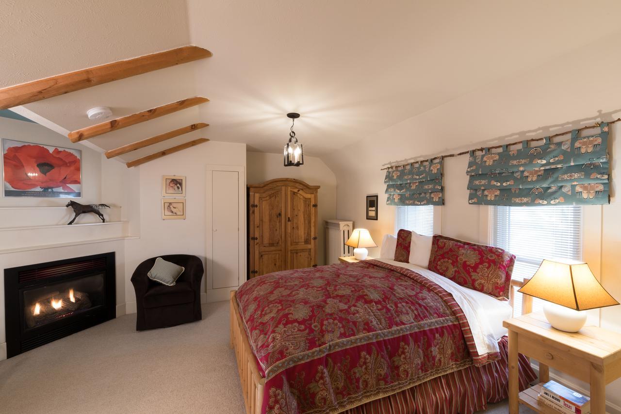 Astor House Bed & Breakfast Green Bay Dış mekan fotoğraf