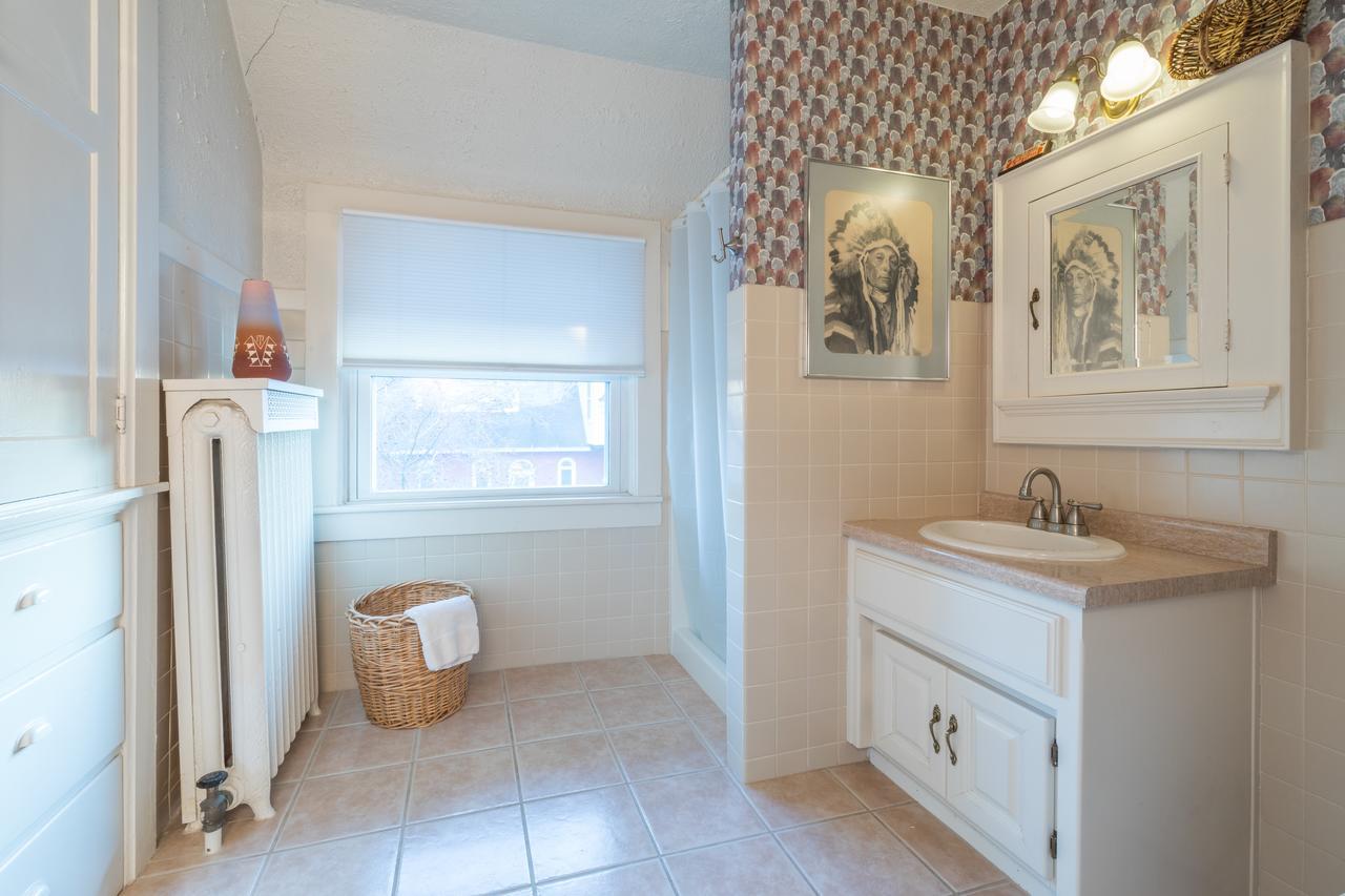 Astor House Bed & Breakfast Green Bay Dış mekan fotoğraf